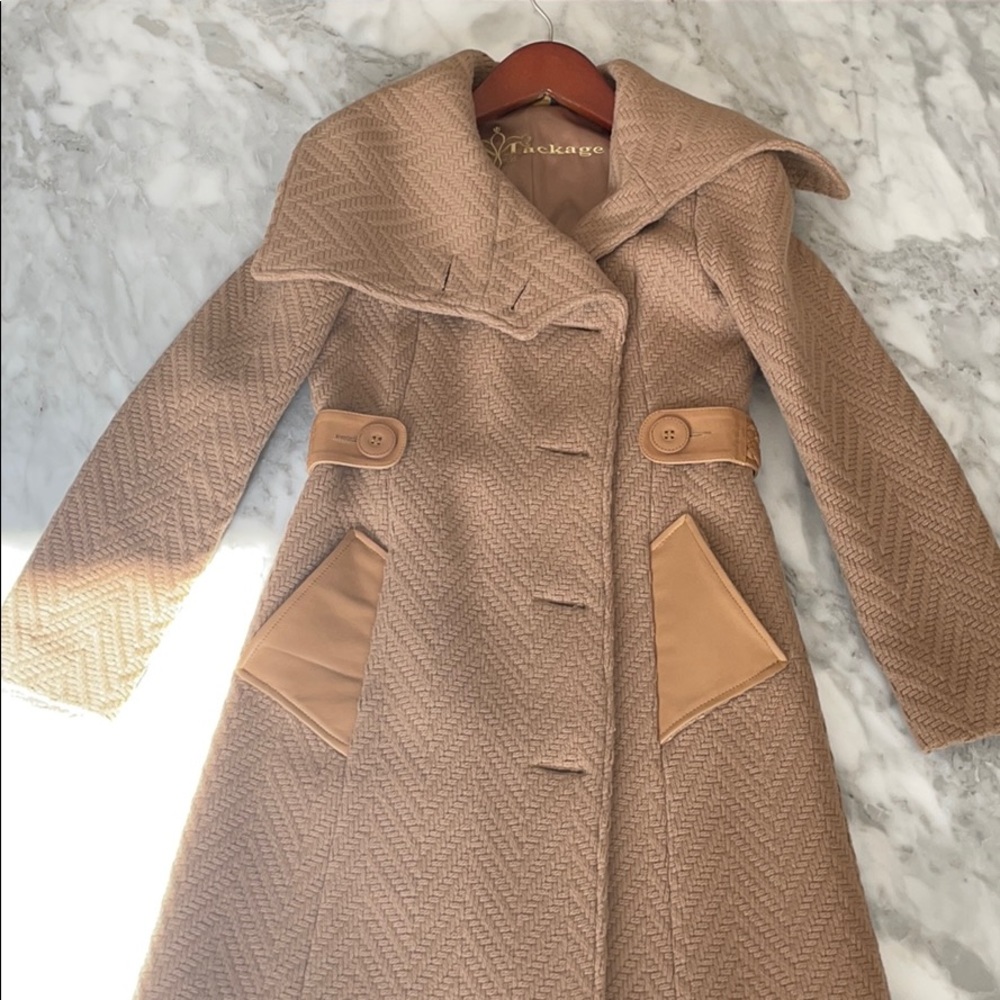 Mackage tan wool jacket with leather trim